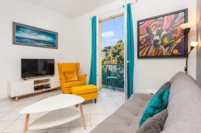 Beautiful & large sea view apartment